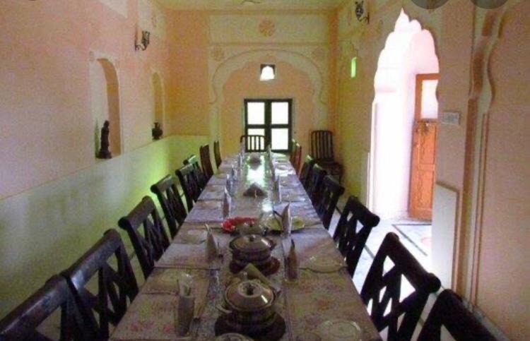 Tordi Garh Hotel Malpura  Exterior photo